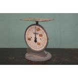 Set of Salter Post Office scales Model 25.