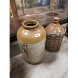 Stoneware jar and stoneware flagon.