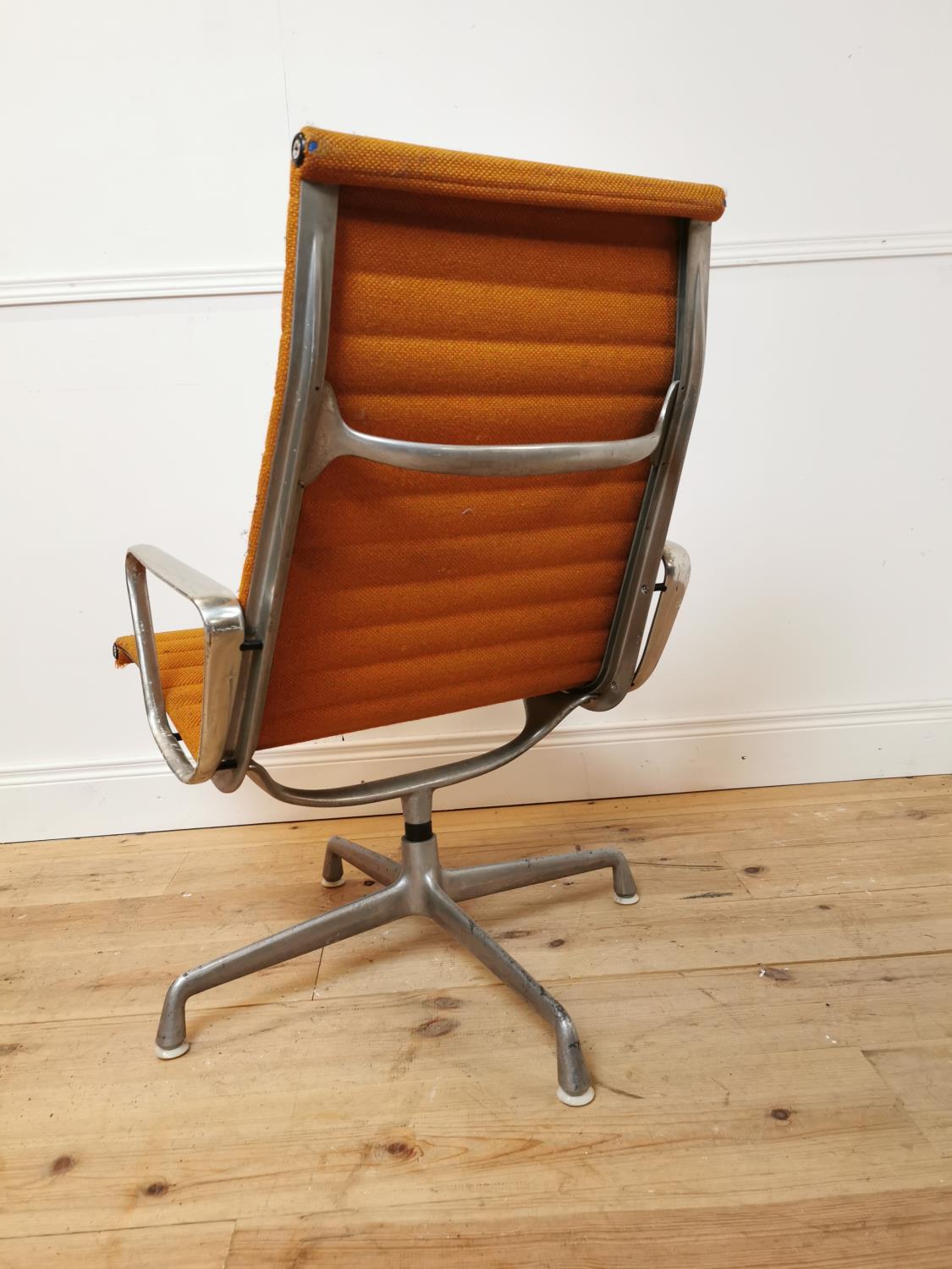 Herman Miller chrome upholstered swivel chair. { - Image 3 of 4