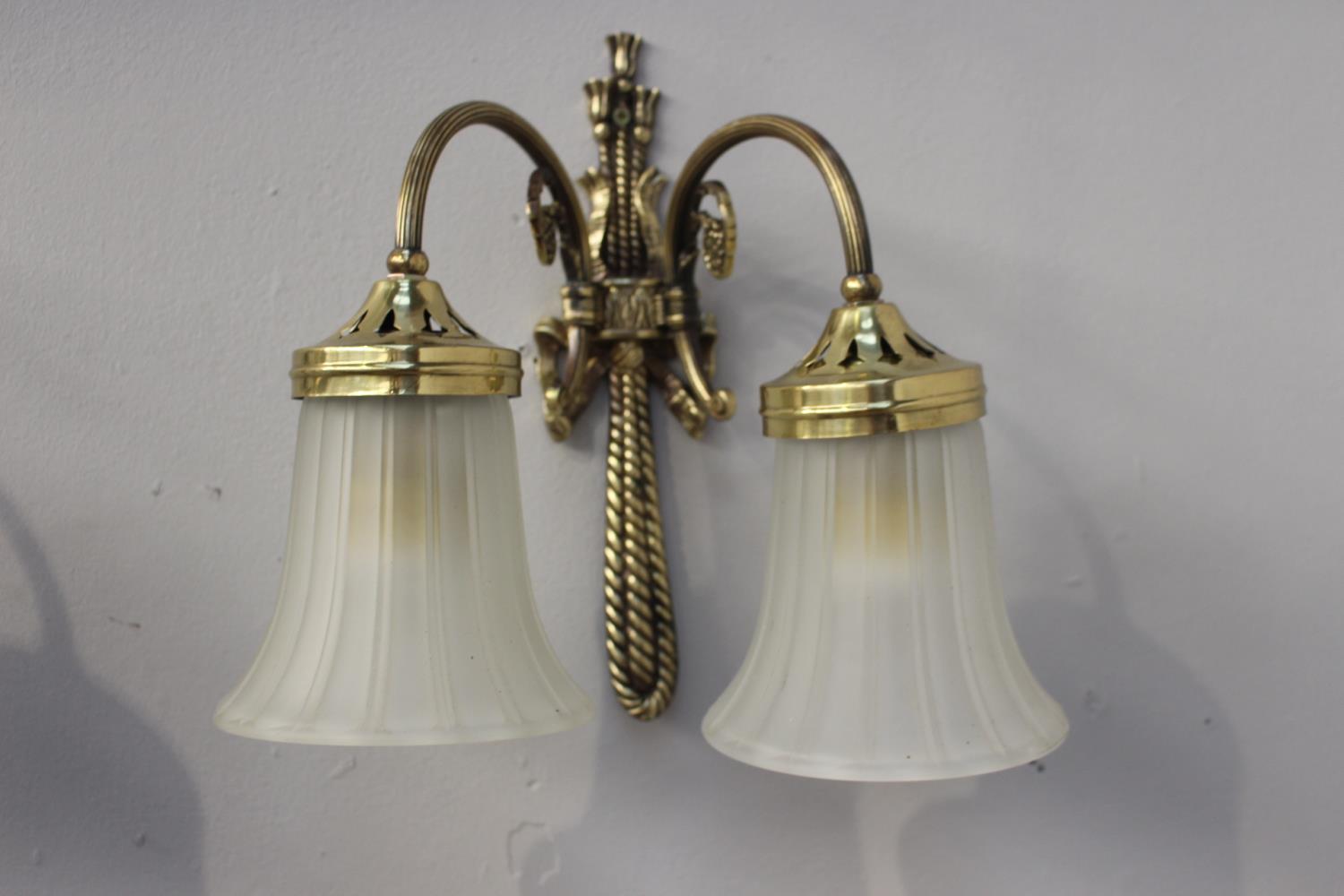 Pair of two branch brass wall lights - Bild 2 aus 2