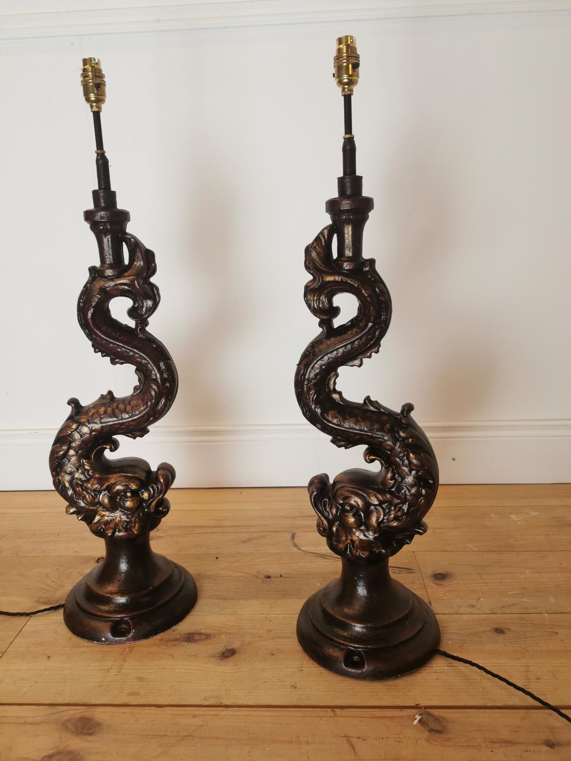 Pair of good quality bronzed cast iron table lamps - Bild 2 aus 8