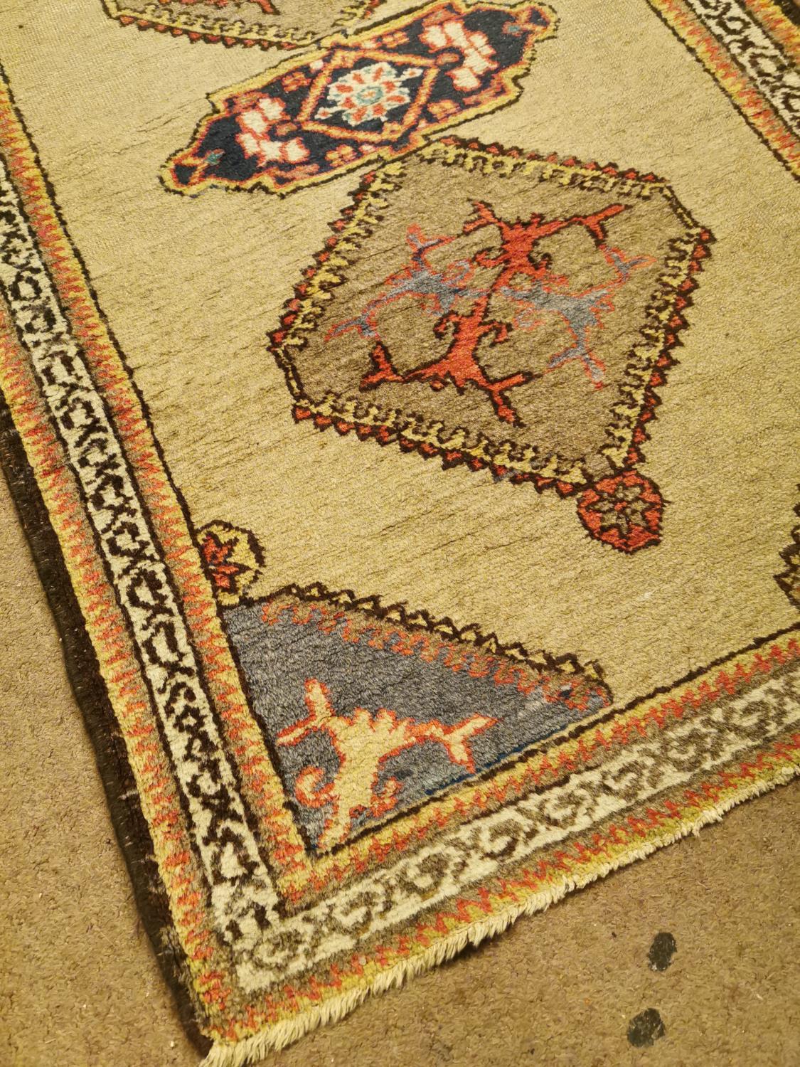 Persian hand knotted wool runner - Image 2 of 3