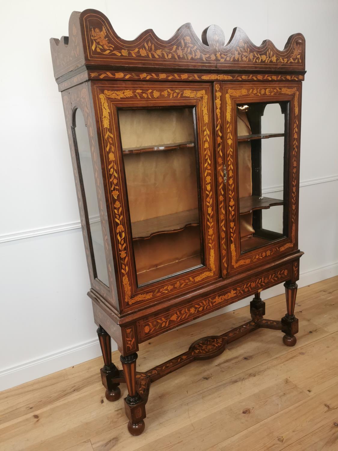 Exceptional quality Georgian walnut marquetry cabinet on stand, - Image 2 of 8