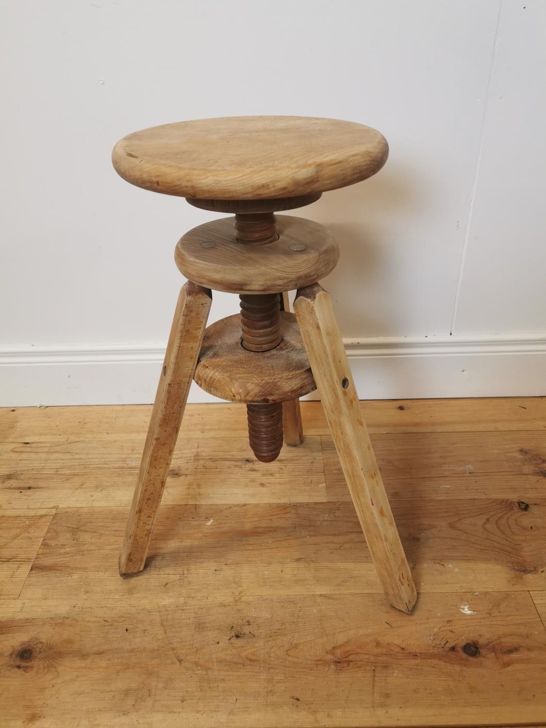 Pine revolving artist's stool