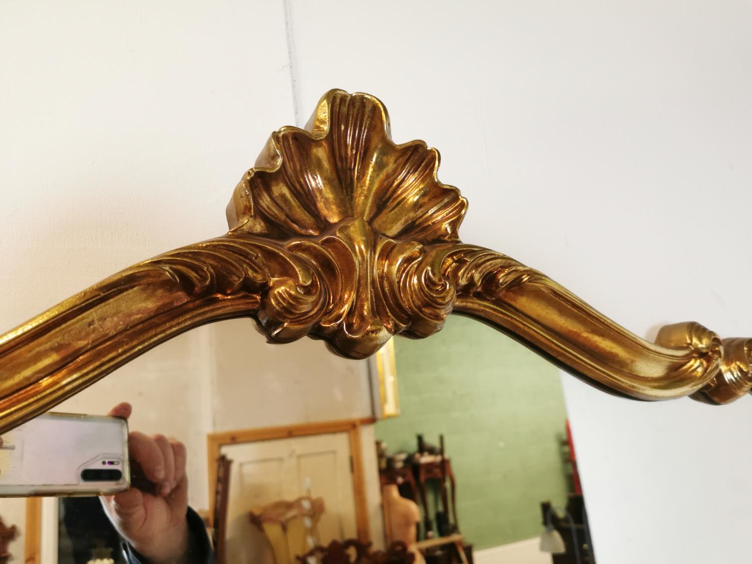 Decorative gilt wall mirror in the Rococo style - Image 4 of 4