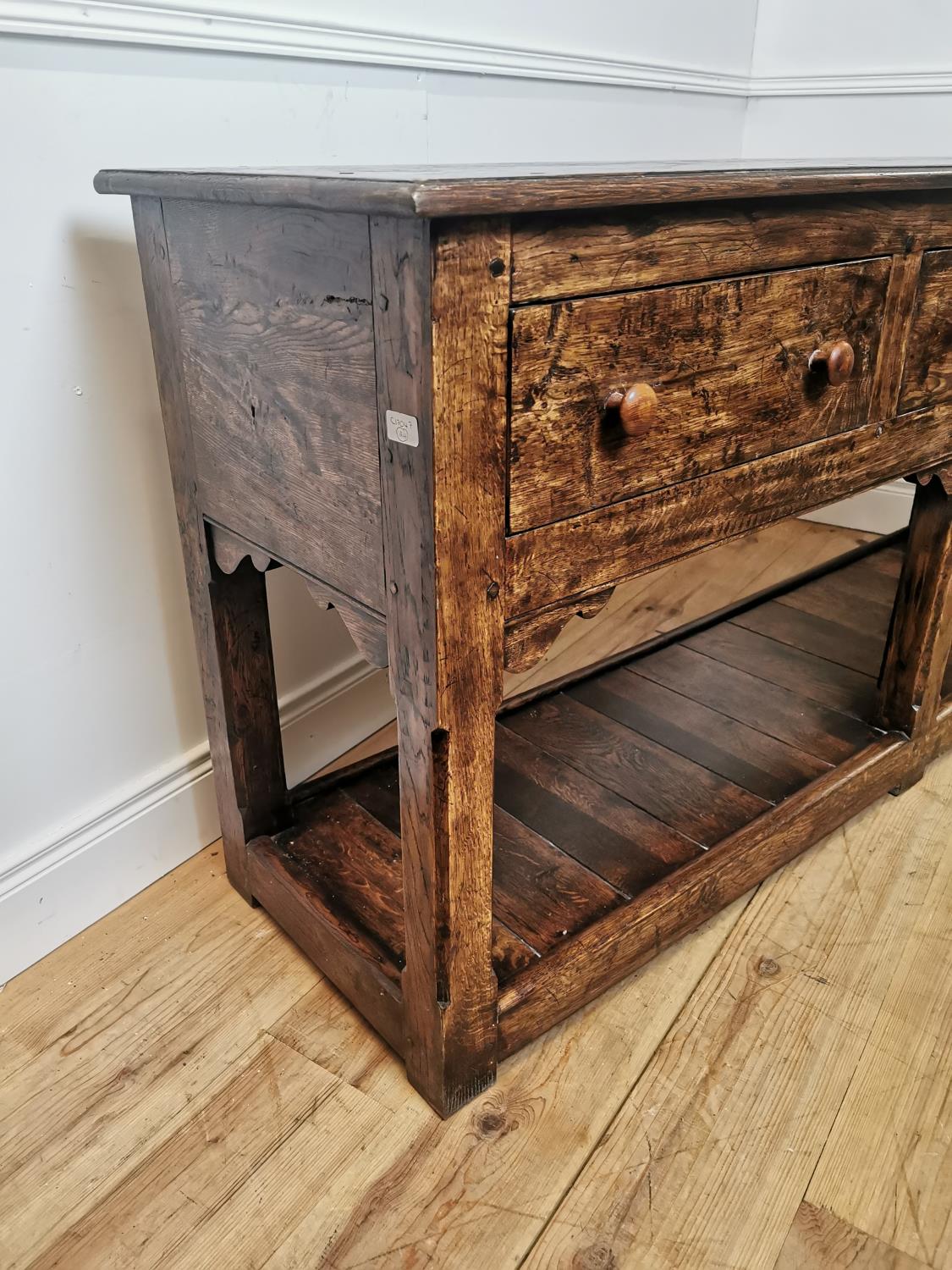 Good quality oak server with three drawers on platform base. - Image 5 of 7