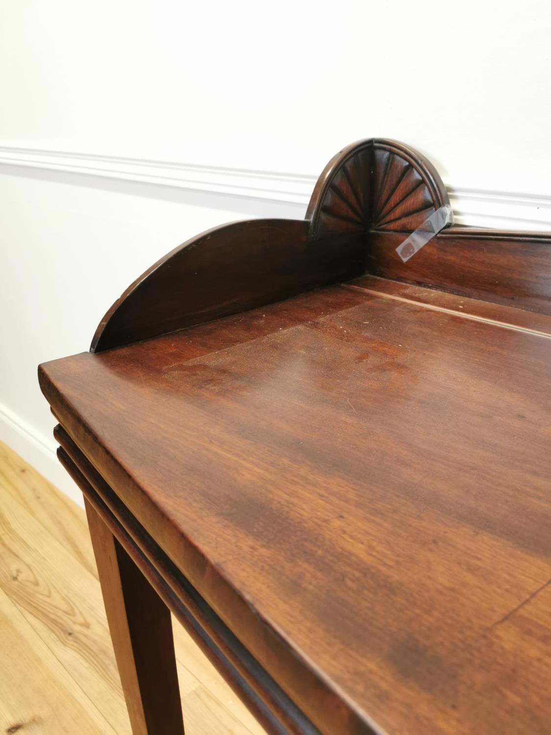Irish Regency mahogany bow fronted serving table, - Image 3 of 5