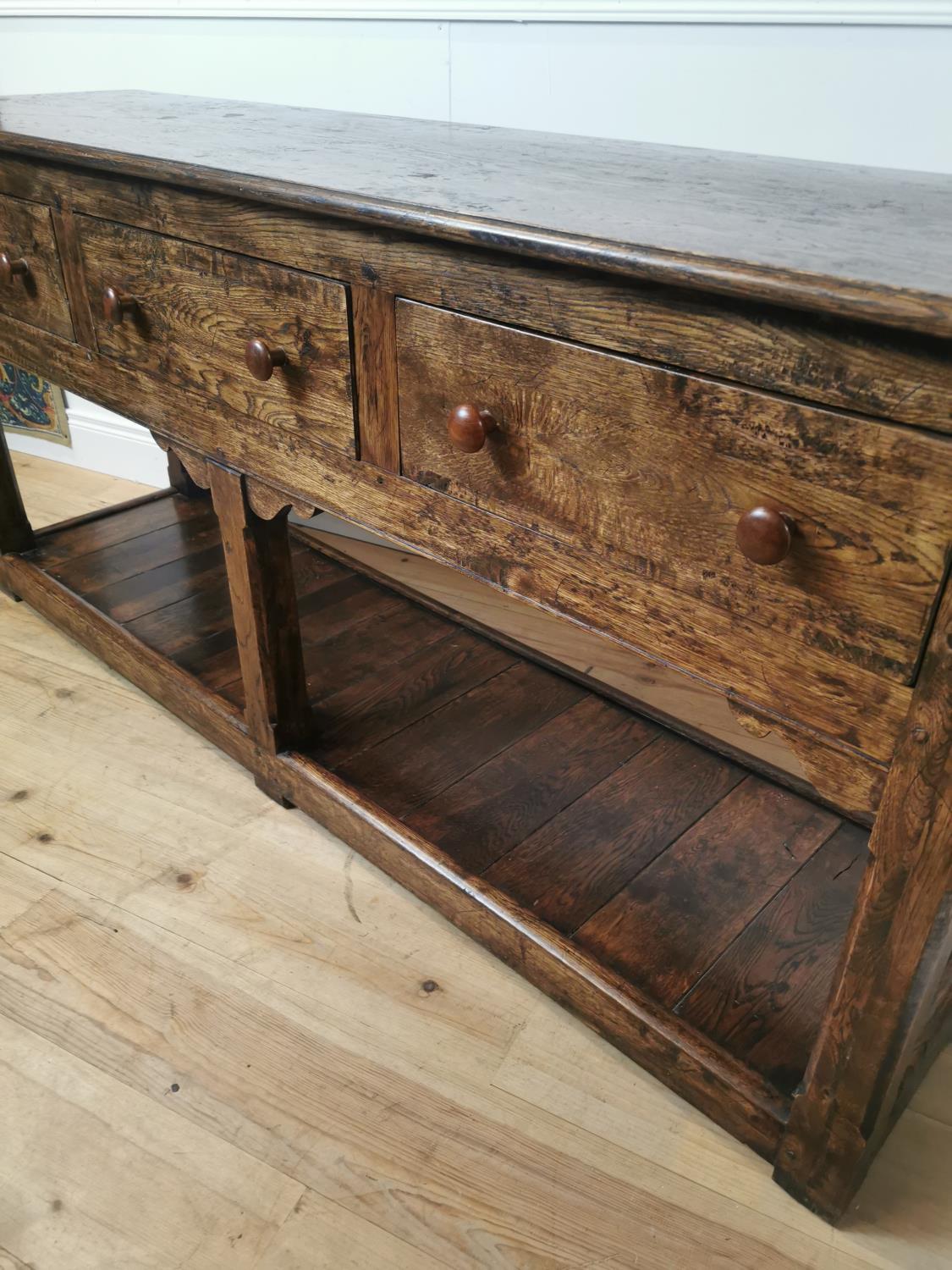 Good quality oak server with three drawers on platform base. - Image 7 of 7