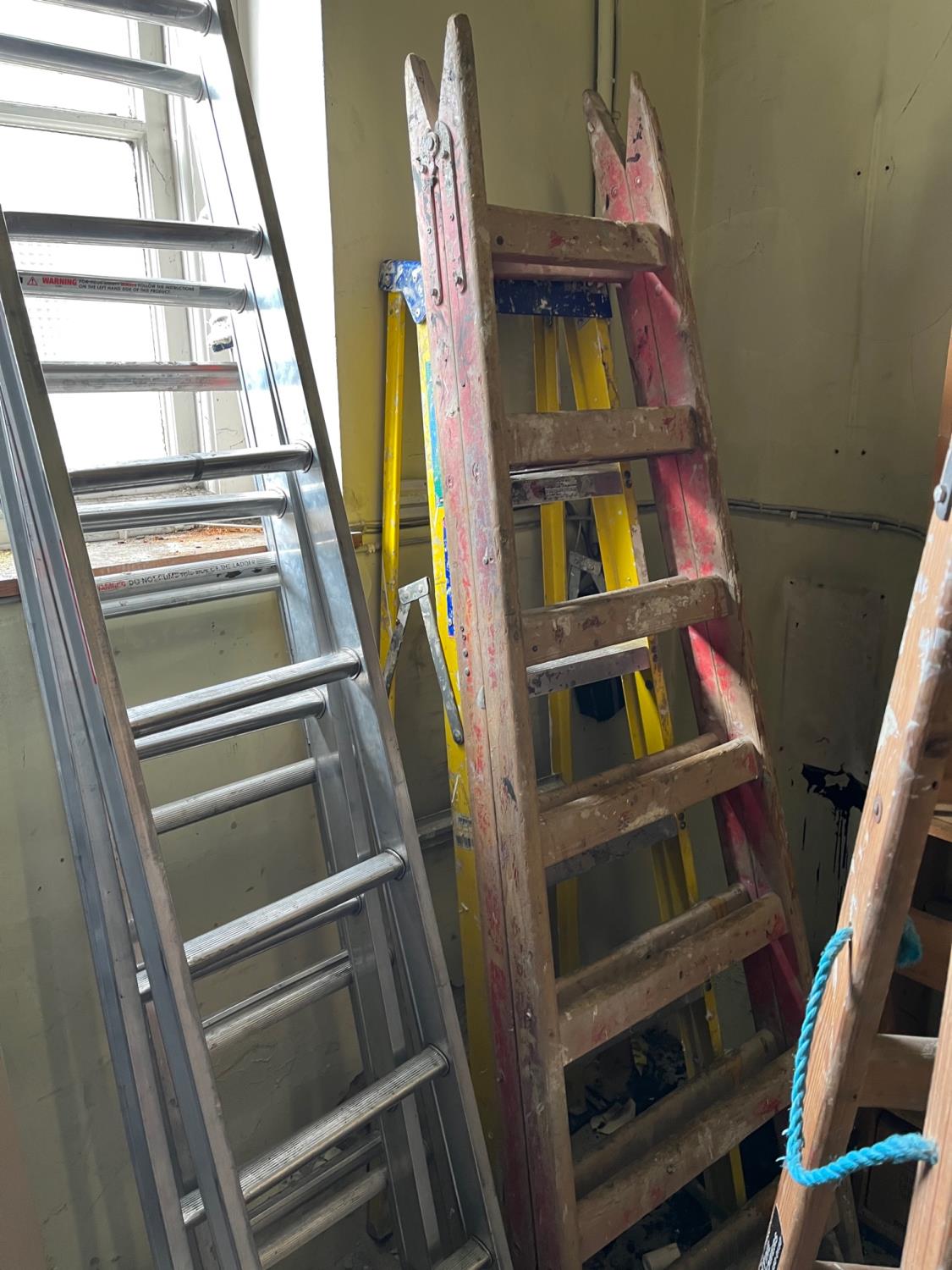 Selection of A frame and extendable ladders - Bild 2 aus 3