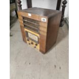 1930's G Marconi walnut veneer radio with original back { 44cm H X 42cm W X 28cm D }.