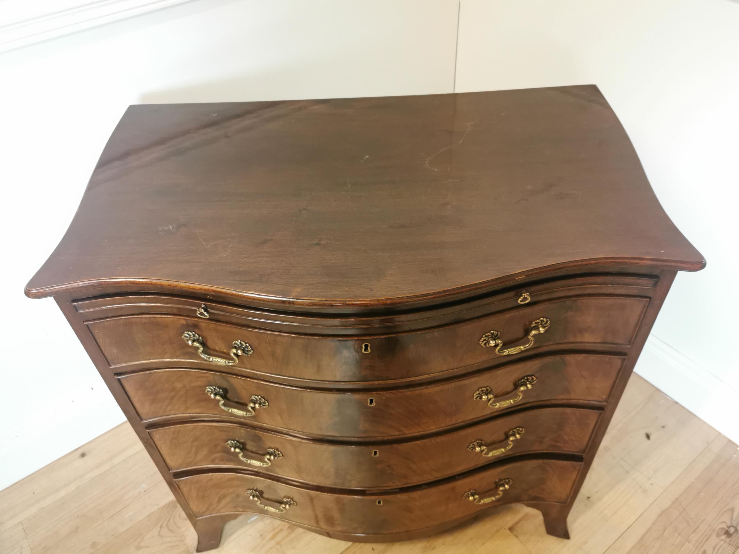 Good quality Edwardian serpentine fronted chest of drawers with four graduated drawers with brushing - Image 5 of 6