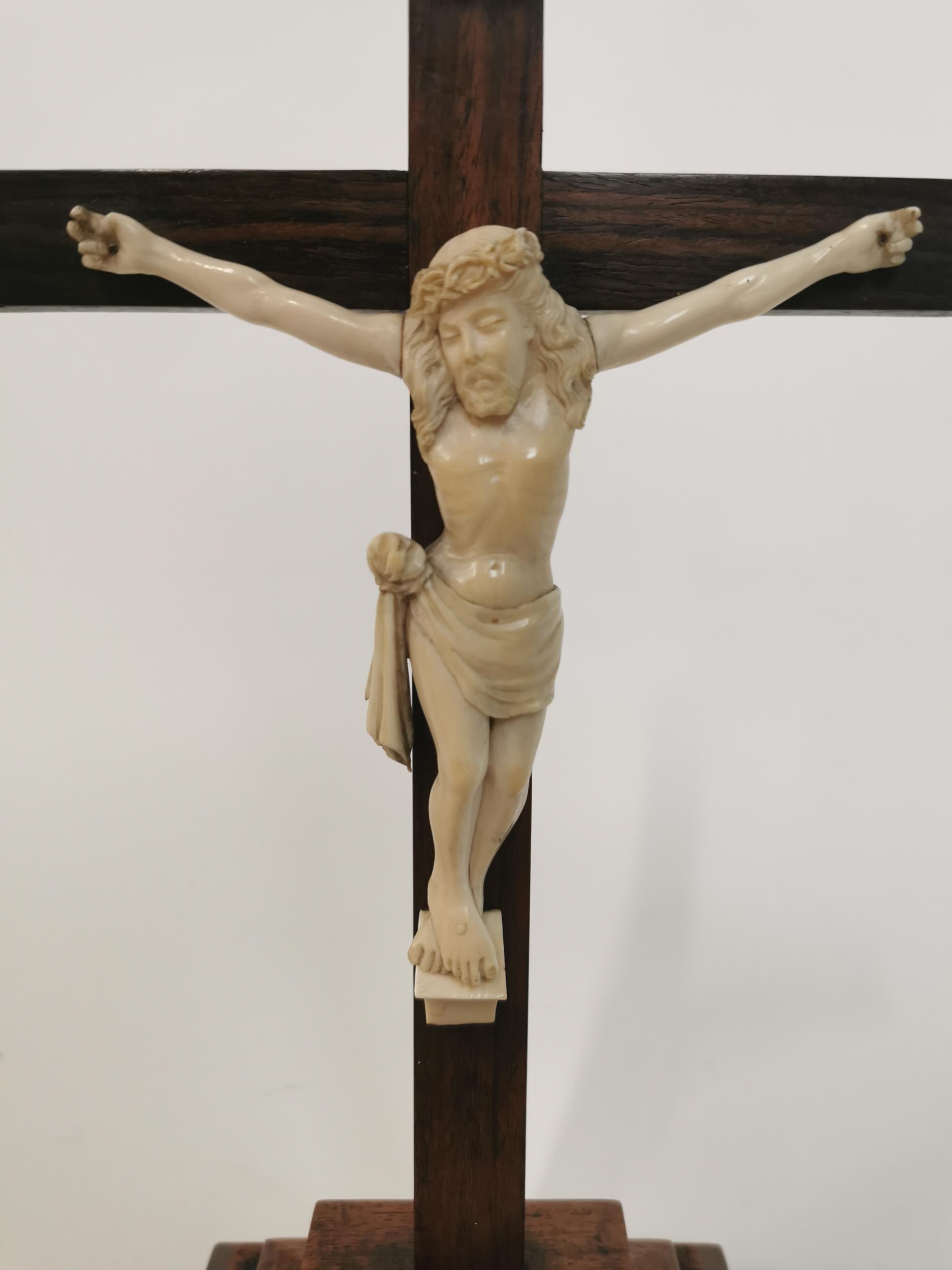 Carved oak and Ivory Crucifix. {34 cm H x 17 cm W x 11 cm D}. - Image 4 of 6