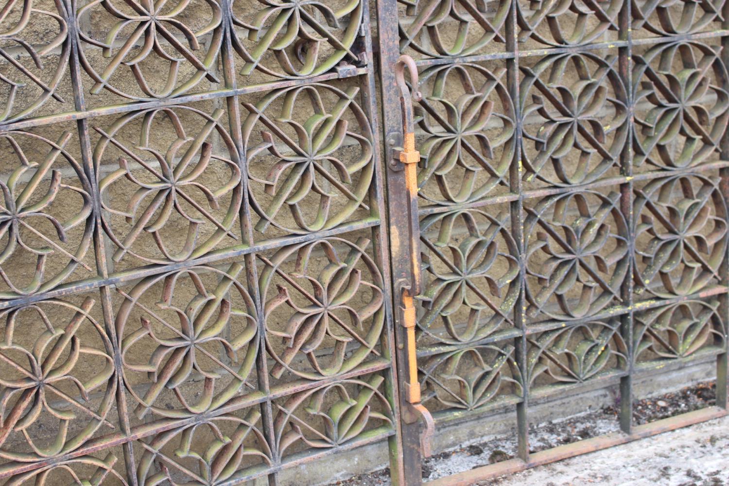 Pair of 19th C. wrought iron field gates with scroll design {137 cm H x 266 cm W} - Image 4 of 5