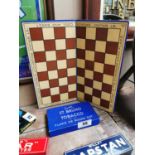 St. Bruno tabaco draught board set {Board 23 cm H x 31 cm W}.