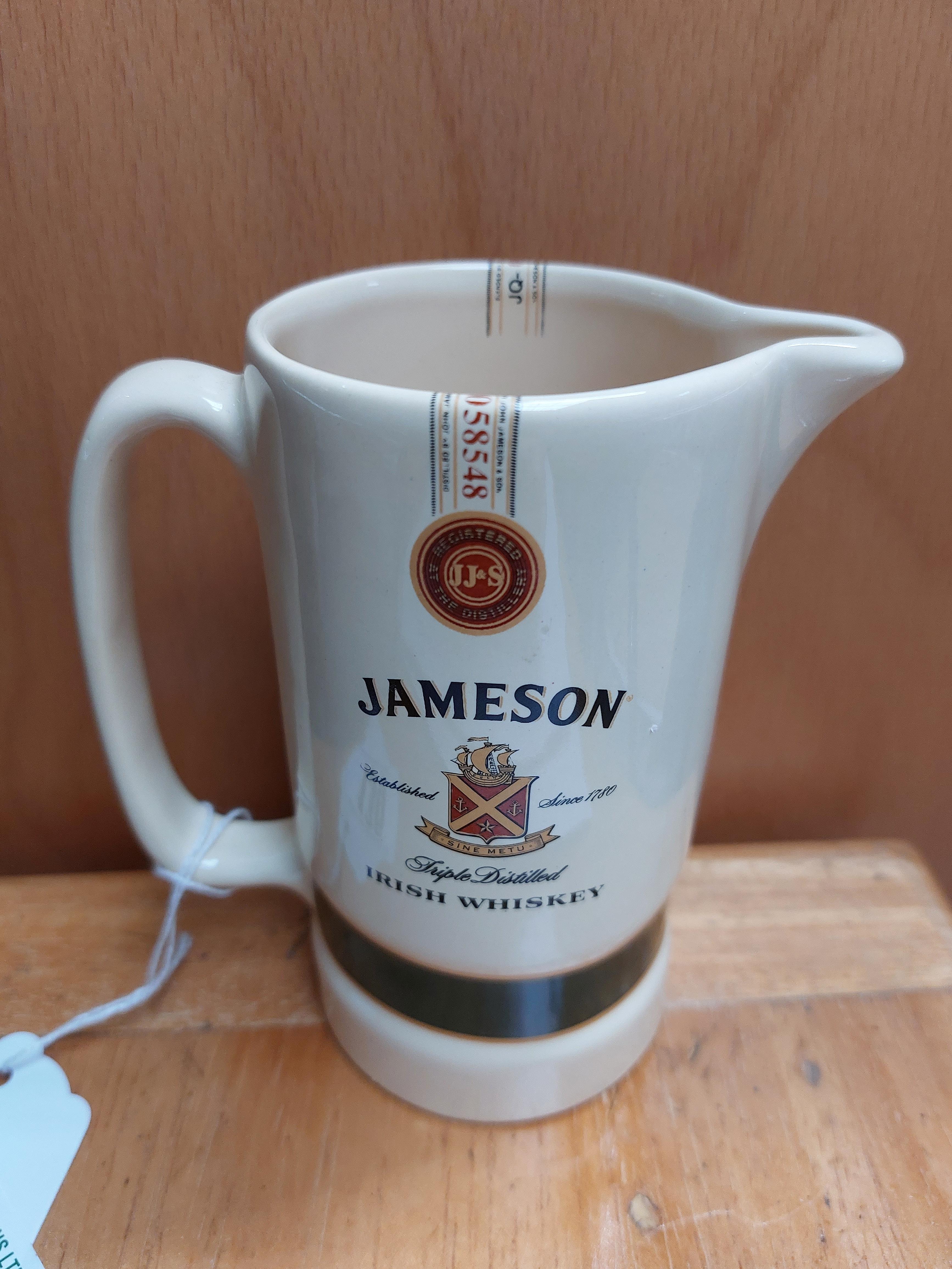Jameson Irish Whiskey water jug. { 23 cm H x 11 cm W x 7 cm D}. - Bild 2 aus 3