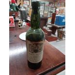 George Roe Irish Whiskey 18 Years Old Distilled { 29cm H }.