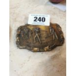 Brass buckle depicting Golfing Scene. {8 cm H x 10 cm W}.