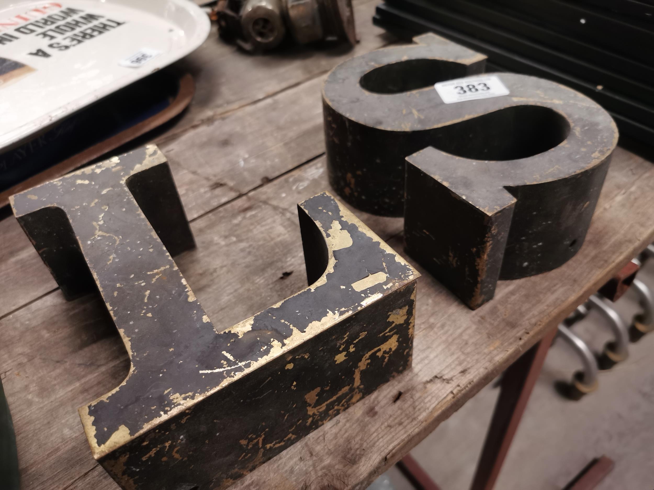 Early 20th C. Two Brass Shop Letters – S and L. { 19 cm H x16 cm W x 8 cm D} - Bild 2 aus 2