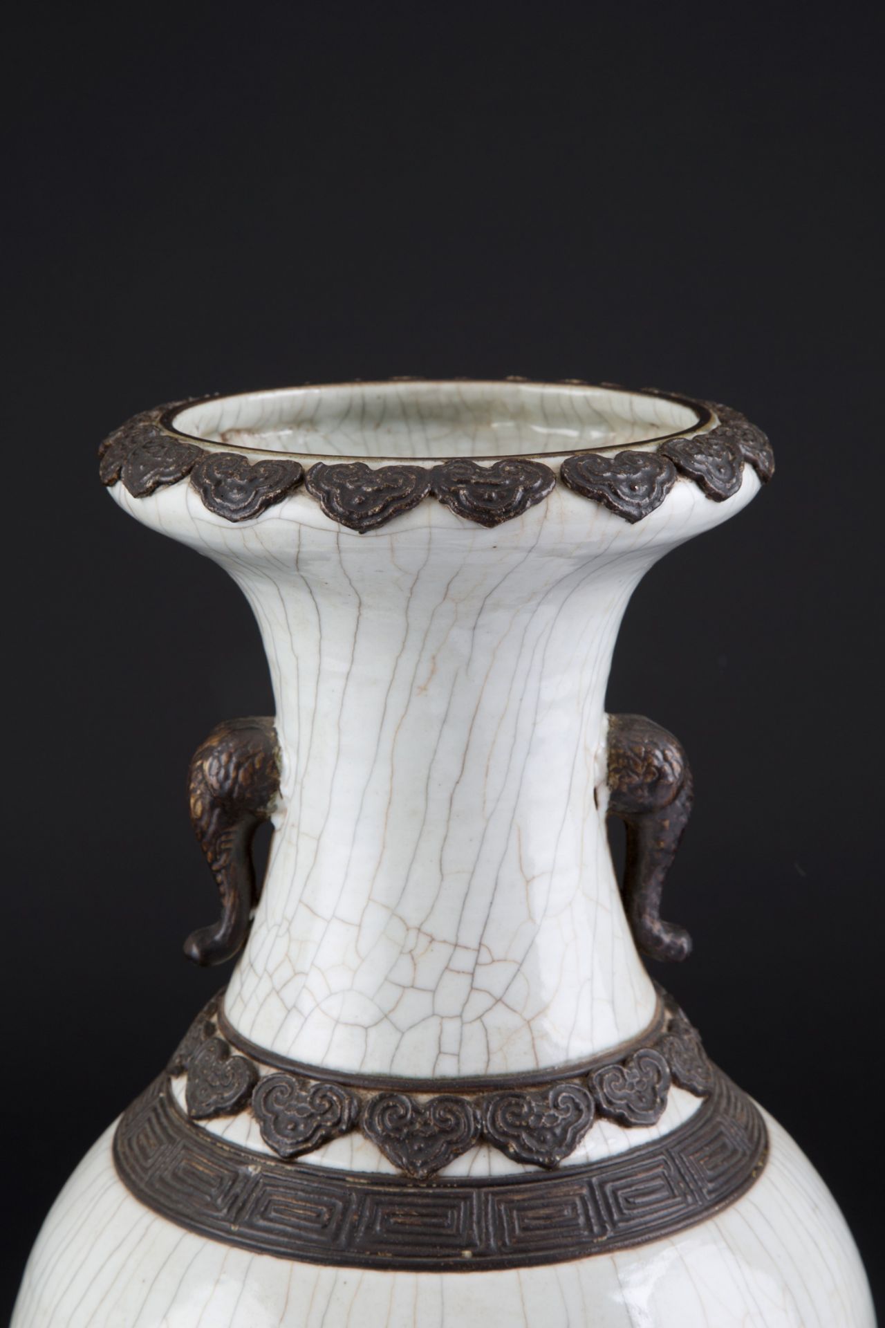Vase - Image 4 of 6