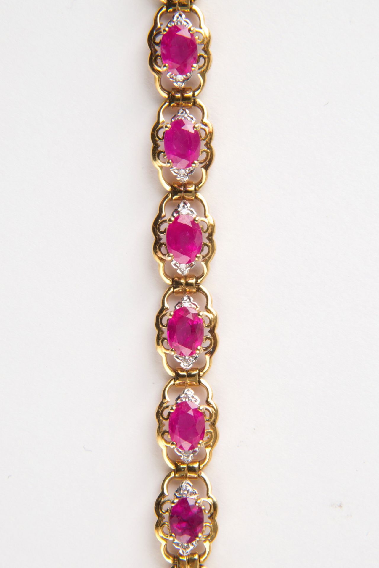 Bracelet in gold, rubies and diamonds - Bild 2 aus 2
