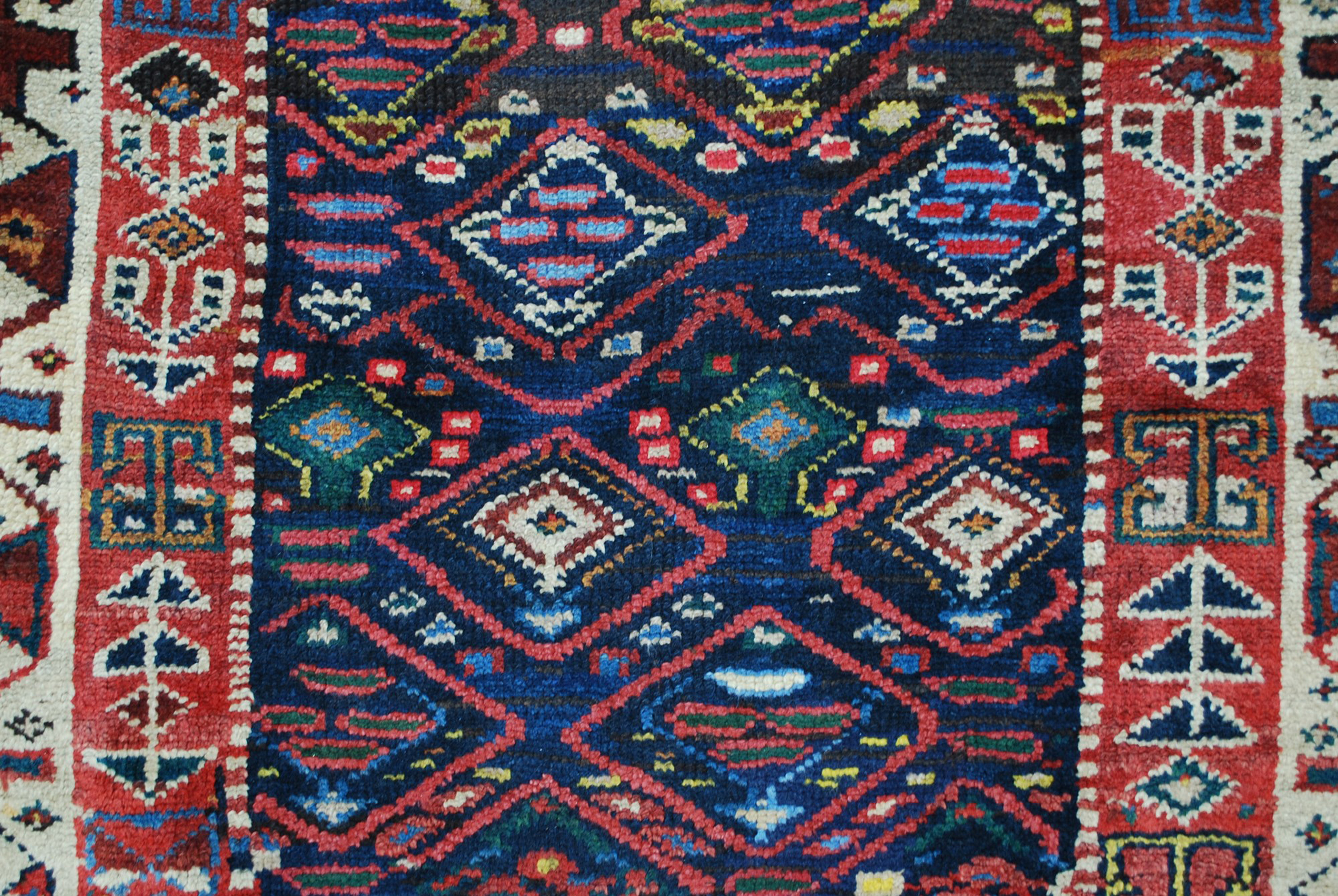 Azerbaijani carpet - Image 2 of 5