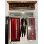 SELECTION OF PENS INCLUDING PARKER AND SHEAFFER
