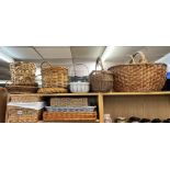 SELECTION OF WICKER AND SEAGRASS BASKETS AND TRAYS