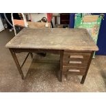 MID 20TH CENTURY SINGLE PEDESTAL OFFICE DESK