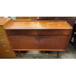 MID 20TH CENTURY TEAK COMPACT SIDEBOARD