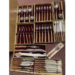SELECTION OF BOXED SANENWOOD CUTLERY
