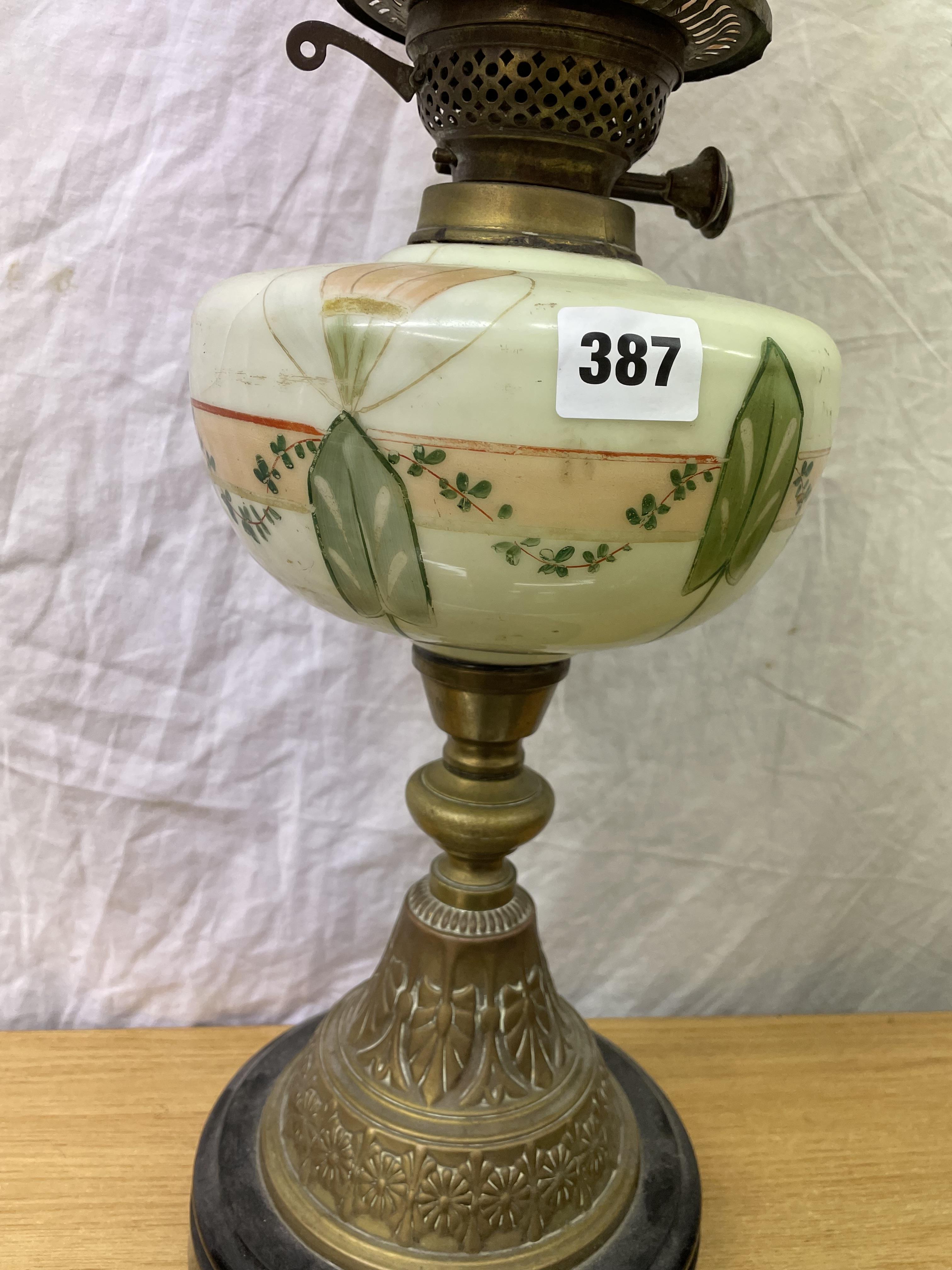 VICTORIAN OIL LAMP WITH PAINTED OPAQUE RESERVOIR AND PEACH TINTED FLORAL CRIMPED SHADE - Image 2 of 4