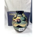 MOORCROFT POTTERY 2006/2007 'WESTERN ISLES' BULBOUS VASE 13.