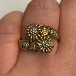 9CT GOLD FLOWER PETAL CROSSOVER RING SIZE O/P 2.