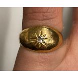 18CT YELLOW GOLD SINGLE DIAMOND CHIP RING SIZE J, 2.