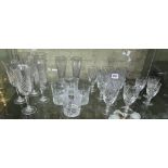 SHELF OF ROYAL DOULTON AND EDINBURGH CRYSTAL DRINKING GLASSES,