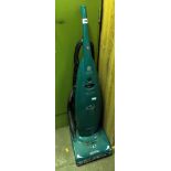 UPRIGHT VACUUM CLEANER