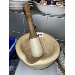 MORTAR AND PESTLE