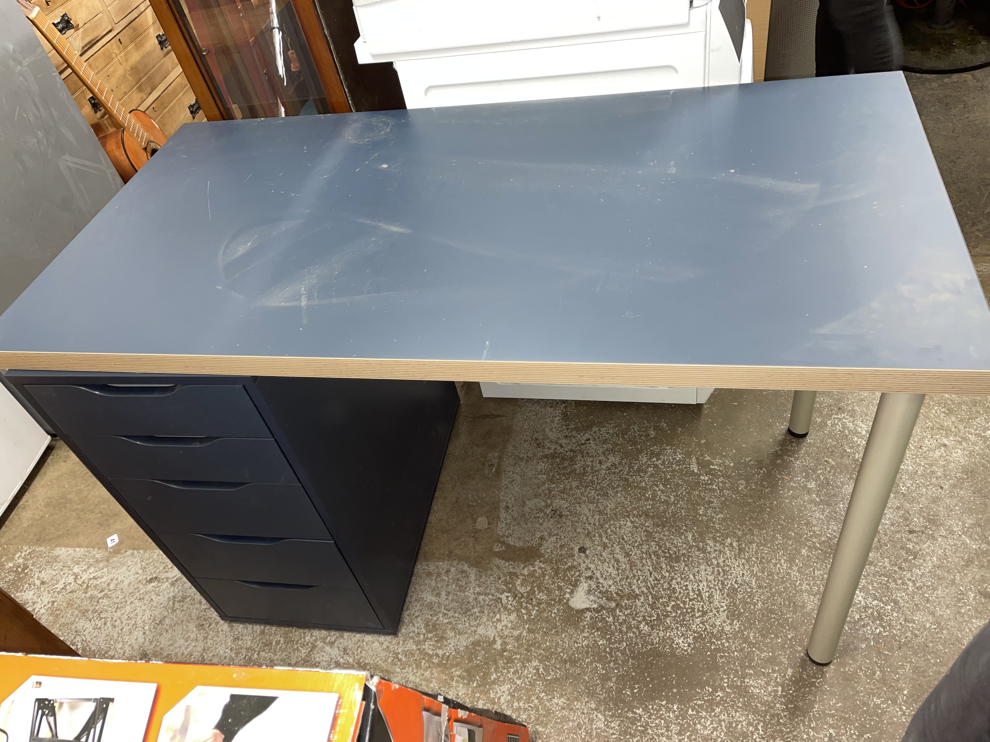 NAVY BLUE CONTEMPORARY KNEEHOLE STUDENTS DESK