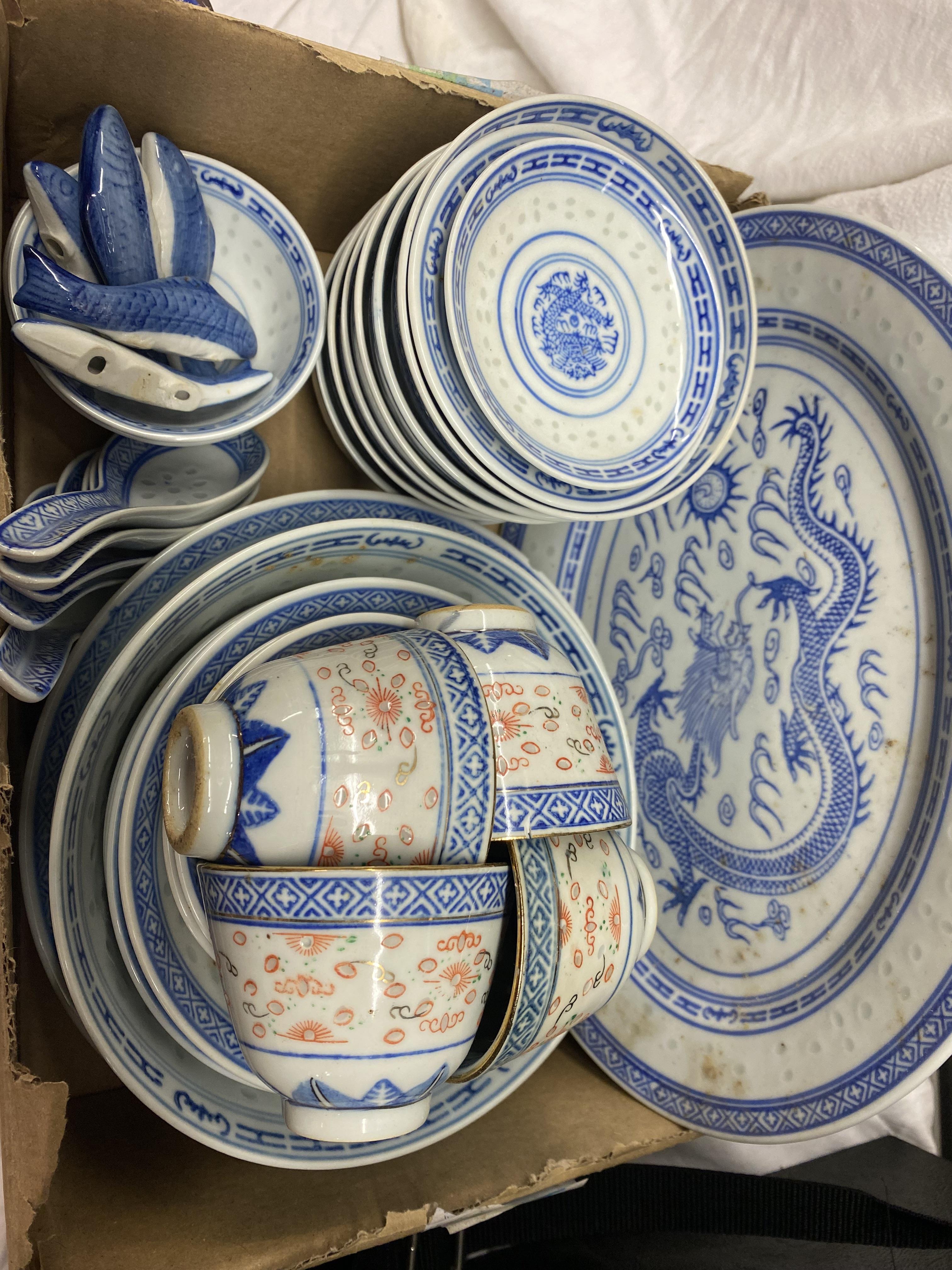 CHINESE DRAGON PATTERN BLUE AND WHITE RICE BOWLS AND DISHES