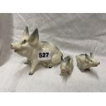 BESWICK GLOSS PIG AND PIGLETS