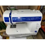 TOYOTA EASY SEW SEWING MACHINE AND ACCESSORIES