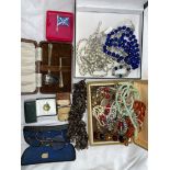 ASSORTMENT OF COSTUME JEWELLERY INC.