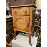 OAK POT CUPBOARD WITH OUTSPLAYED LEGS ON CASTORS