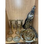 SELECTION OF HORSE BRASSES AND LEATHER STRAPS AND A MAGAZINE RACK