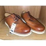 PAIR OF COLEHANN SIZE 8 BROGUES (NEW)