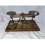 SET OF LATE 19TH/EARLY 20TH CENTURY POSTAL SCALES WITH WEIGHTS