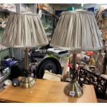 PAIR OF FLUTED COLUMN TABLE LAMPS WITH SILK PLEATED SHADES