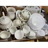 PART COLCLOUGH DINNER SET