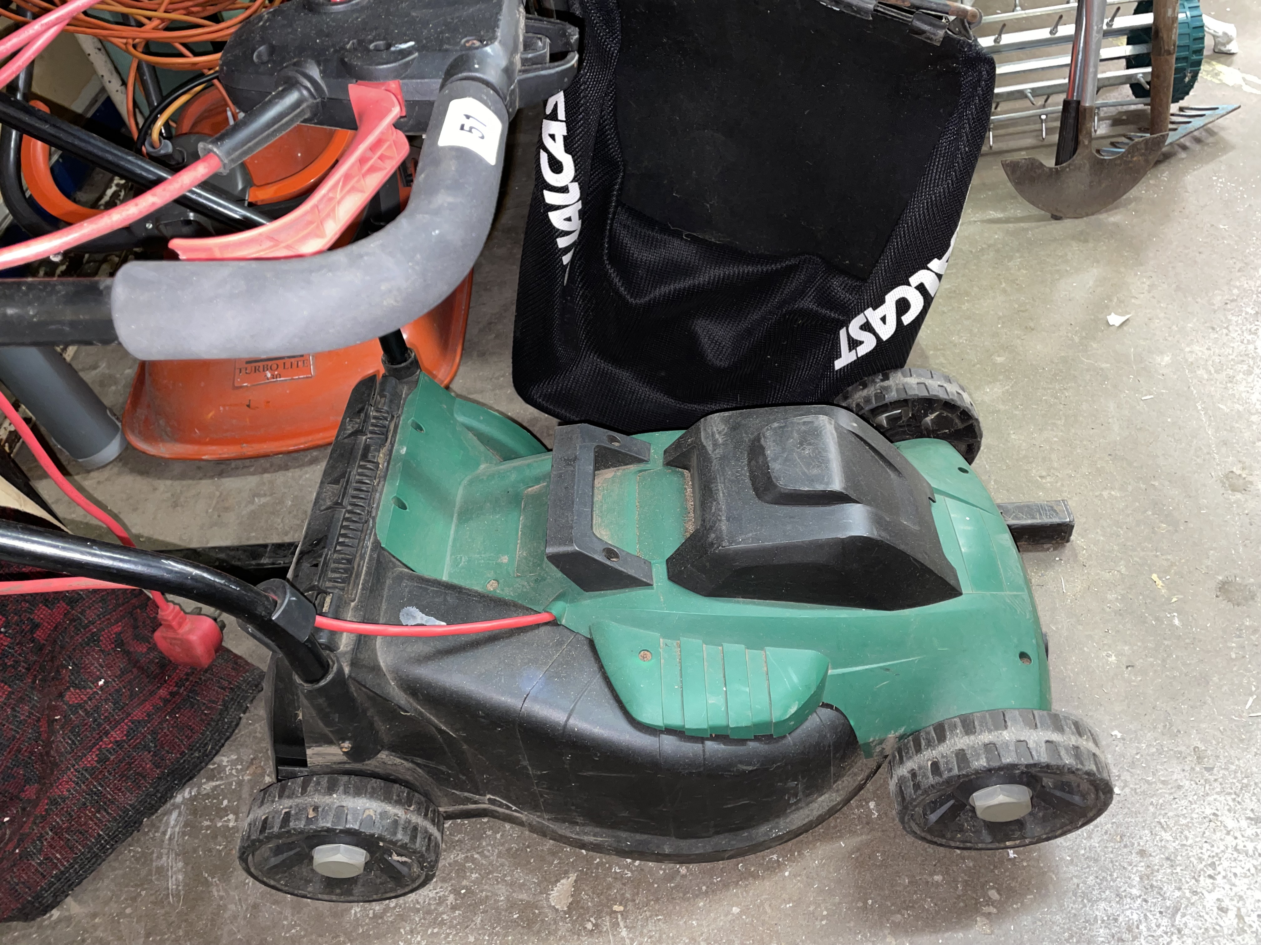 GREEN QUALCAST ELECTRIC LAWNMOWER