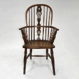 English Windsor Armchair, late 19th century, height 42.5 in — 108 cm